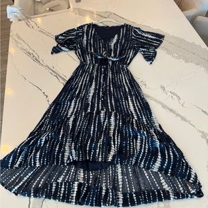 Abercrombie High Low with peekaboo detail